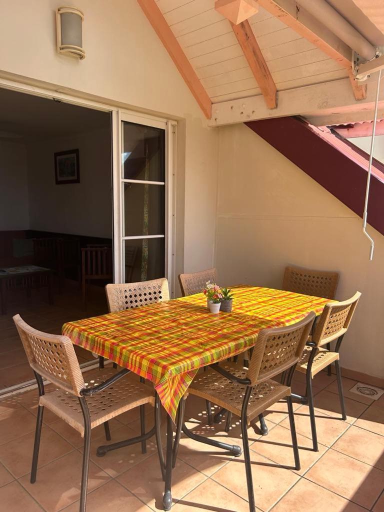 Appart T3 Village Vacances Sainte-Anne Courcelles Eksteriør billede