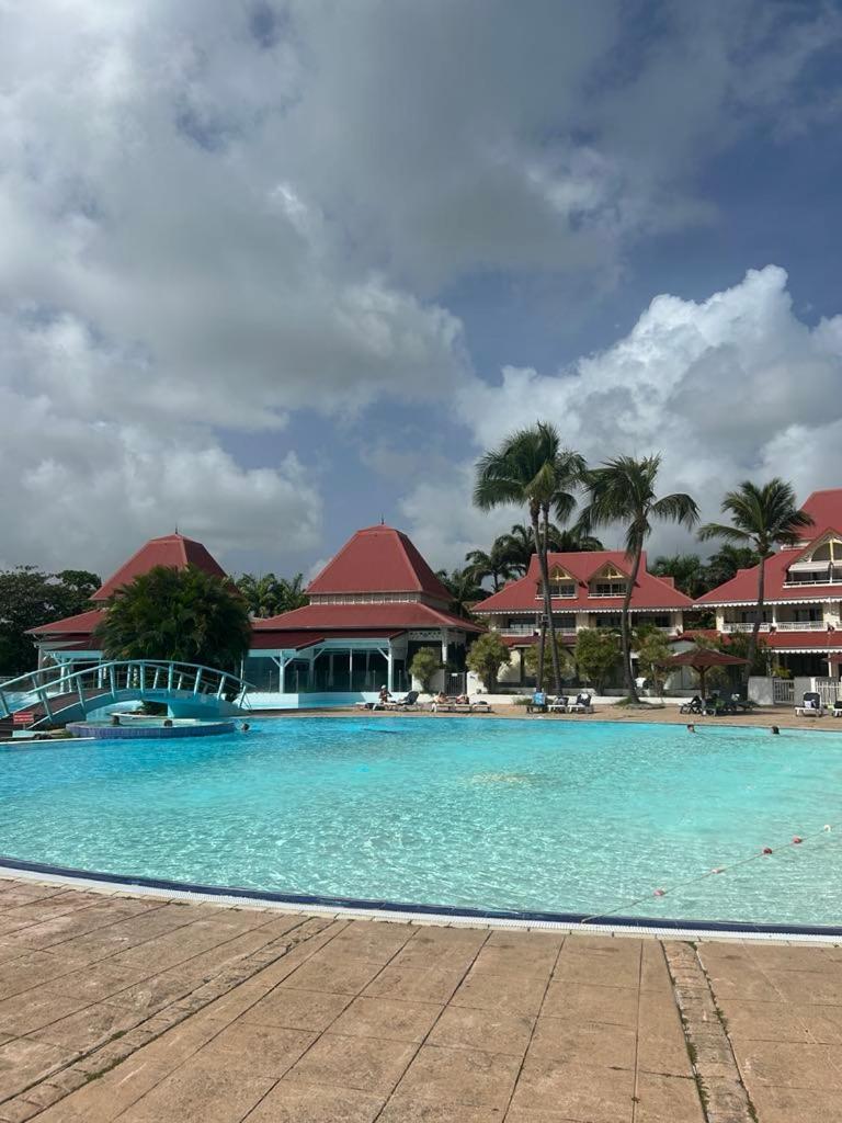 Appart T3 Village Vacances Sainte-Anne Courcelles Eksteriør billede